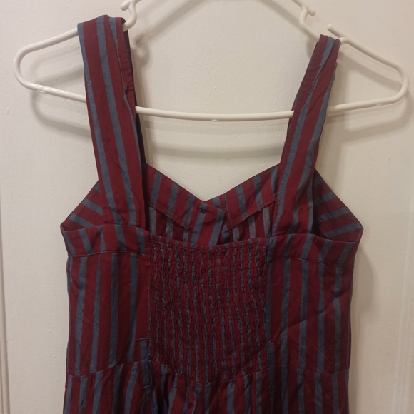 Free People City Girl JumpsuitSize 4 100% viscose. Dry clean only. - Picture 5 of 12